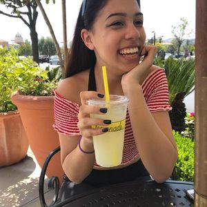 Meet your Posher, Avery